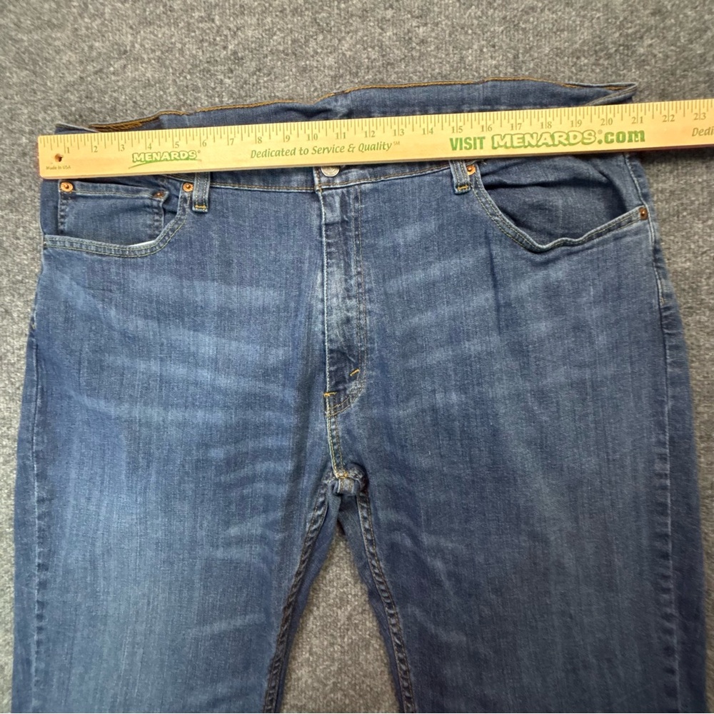 Levi's 559 Blue Jeans Men's 40x30 (40x30 fit) Relaxed Straight Medium Wash - Picture 4 of 16